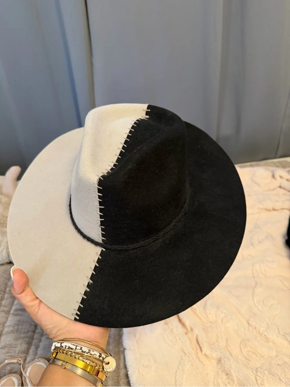Stunning Wool gray, and black ASN hat nwot